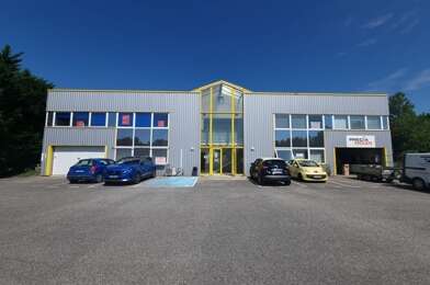 Bureau 4 pièces 700 €