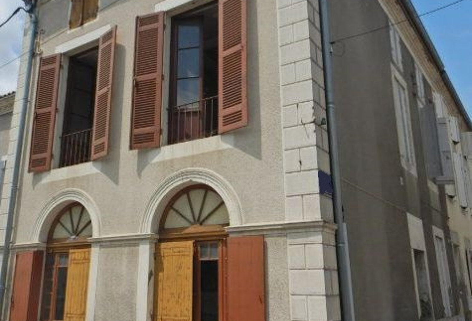  TONNEINS : maison de ville à vendre — photo 1