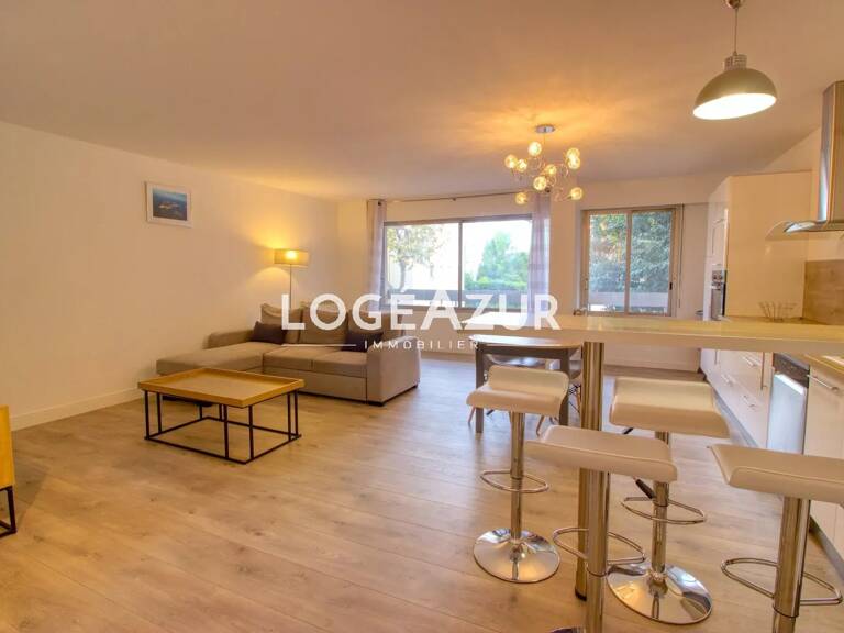 LOCATION SAISONNIÈRE ANTIBES - APPARTEMENT 2 Chambres Blv Foch — photo 1