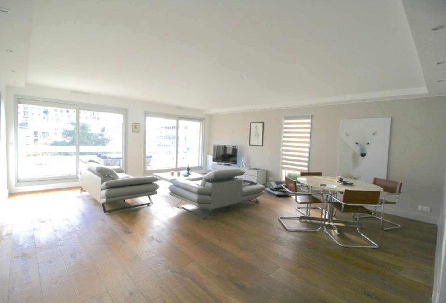 5/6 pièces 141 M2 avec Terrasse — photo 1
