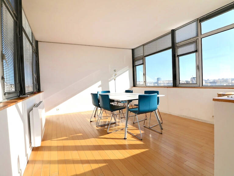 2 pièces 54 M2 DERNIER ETAGE  avec terrasse — photo 1