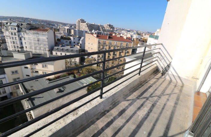 2 pièces 54 M2 DERNIER ETAGE  avec terrasse — photo 3