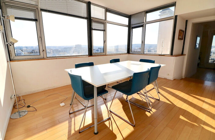2 pièces 54 M2 DERNIER ETAGE  avec terrasse — photo 5