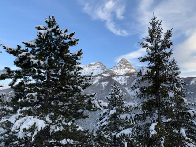Terrain constructible Praloup — photo du bien