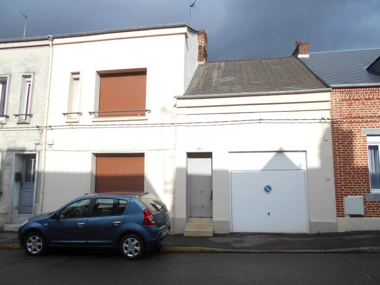 Maison de ville - HIRSON — photo 1