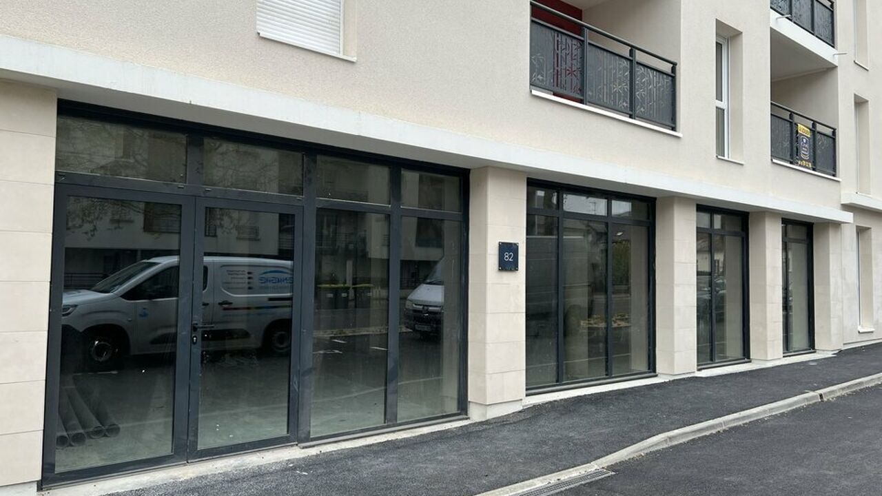 commerce  pièces 277 m2 à vendre à Joué-Lès-Tours (37300)