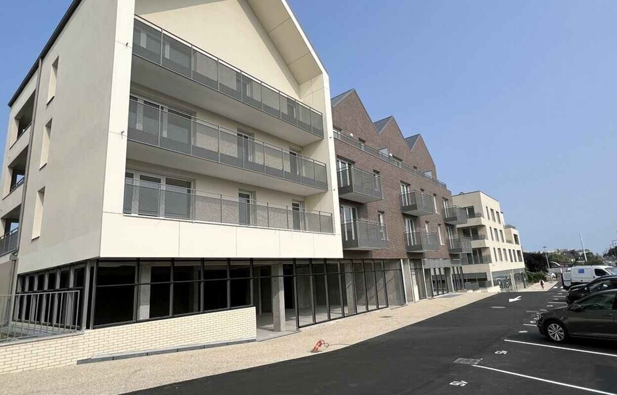 commerce  pièces 297 m2 à vendre à Chambray-Lès-Tours (37170)