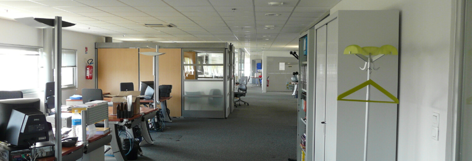 Bureau  1768 m² à louer à Saint-Cyr-sur-Loire (37540)