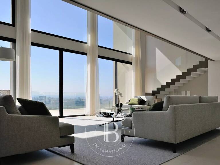 Bien vendu // Saint-Cyr-au-Mont-d'Or - Maison à vendre de 512 m² - 5 chambres - Terrain de 5 408 m² - Piscine — photo 1