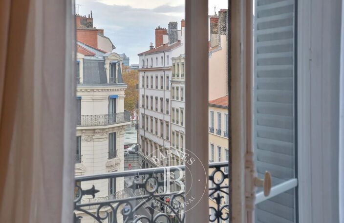 Bien vendu // Exclusivité - Lyon 2 - Cordeliers - Appartement bourgeois de 100 m² - 2 chambres — photo 3