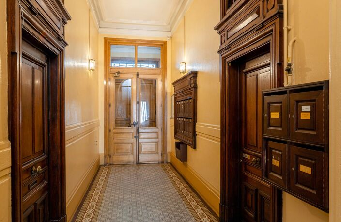 Bien vendu // Lyon 1 - La Martinière - Appartement familial de 202 m² - 4 chambres — photo 5
