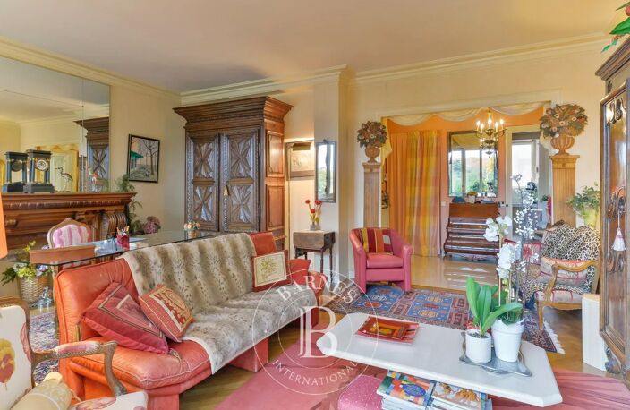 Bien vendu // Lyon 6 - Tête d'Or -  Appartement de 92,36 m² - Cave et Grenier - 2 Chambres — photo 2