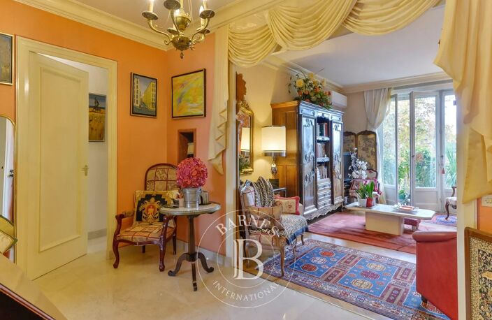 Bien vendu // Lyon 6 - Tête d'Or -  Appartement de 92,36 m² - Cave et Grenier - 2 Chambres — photo 4