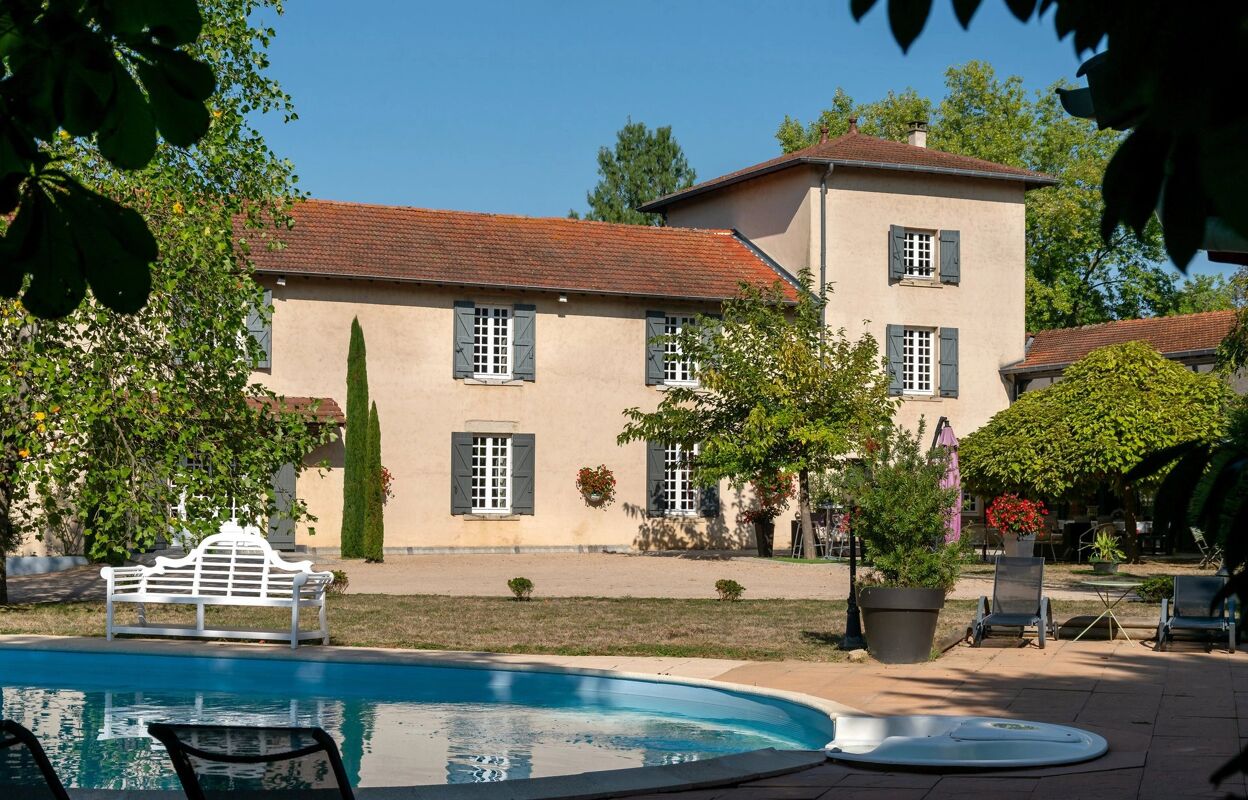 maison 9 pièces 475 m2 à Bouligneux (01330)