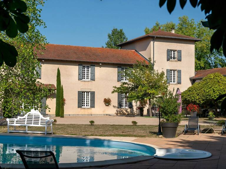 Bien vendu // Villars-les-Dombes - Ain - Propriété de 475 m²  - 5 Chambres - Terrain 9 ha — photo 1