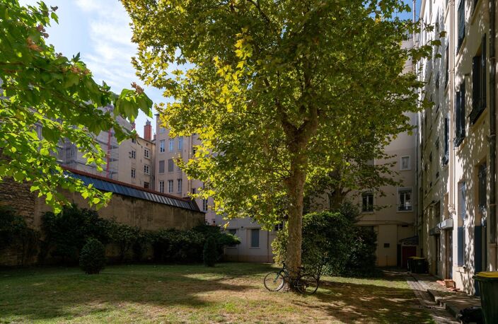 Bien vendu // Lyon 6 - Foch - Appartement Duplex de 180 m² - 5 Chambres - Balcon — photo 4