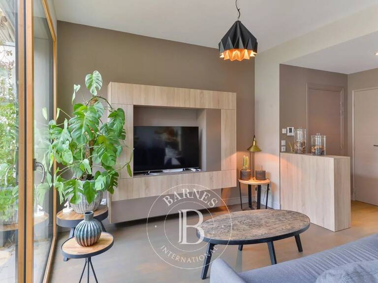 Bien vendu // Lyon 6 - Foch - Appartement de 61,28 m² avec terrasse - 1 Chambre — photo 1