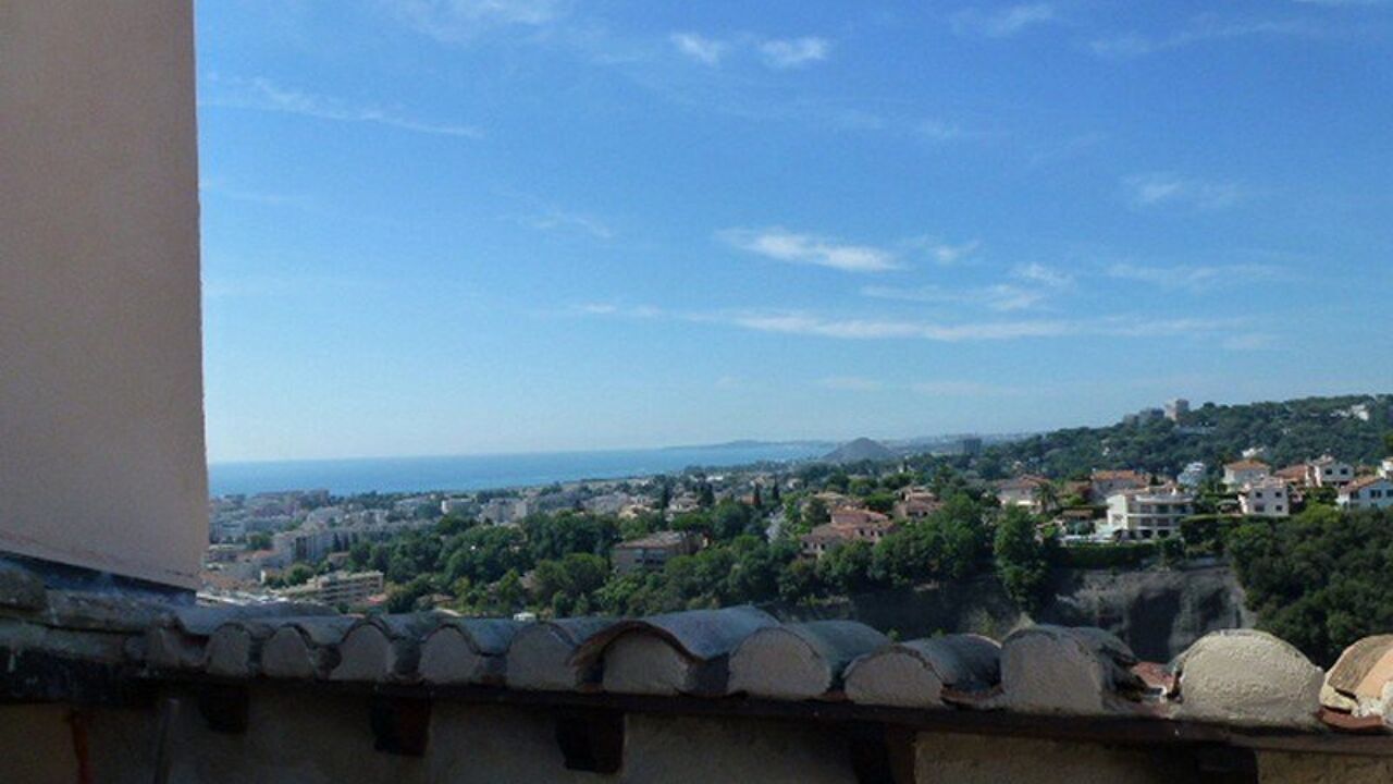 maison 3 pièces 84 m2 à vendre à Cagnes-sur-Mer (06800)