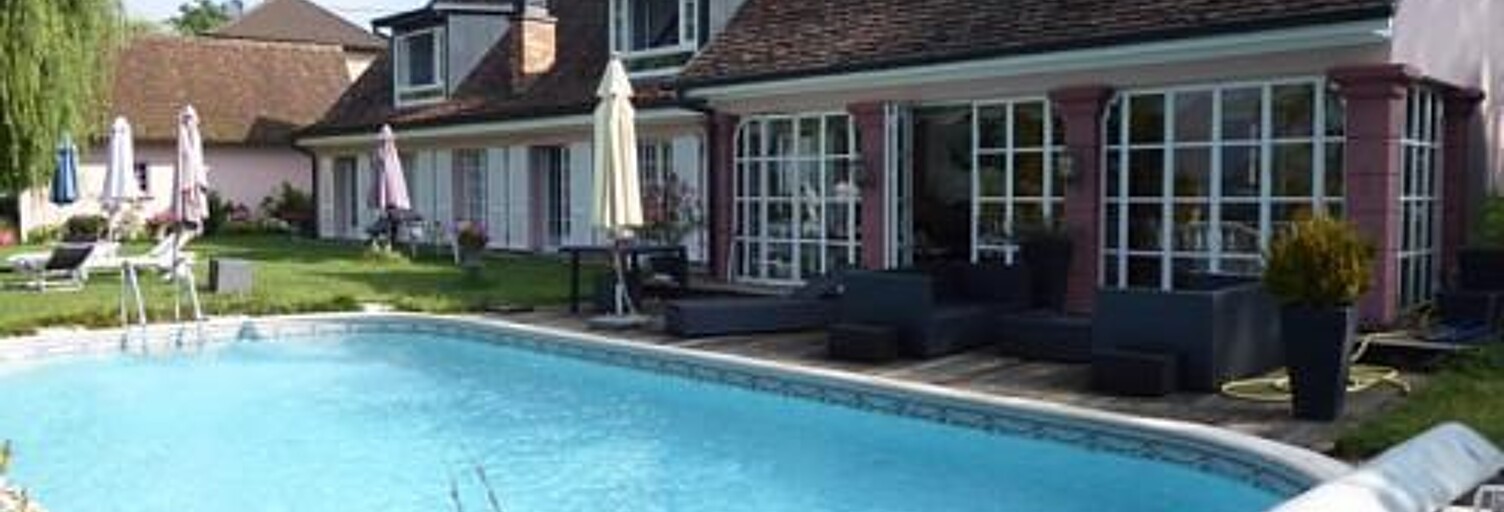 Maison 8 Pièces 350 m² à vendre à Jettingen (68130)