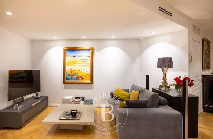 Lyon 6 - Brotteaux - Appartement de 74 m² - 2 Chambres - Grand balcon - Cave - Garage double — photo 5