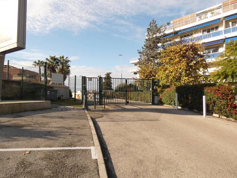 3P Terrasse parking au calme Bas Mt Boron — photo 1