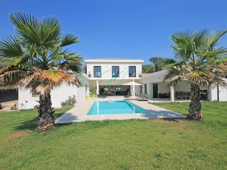 ROQUEFORT LES PINS - Proche village — photo 1