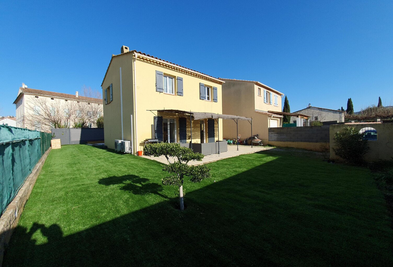 5)PIERREFEU-DU-VAR — photo 1