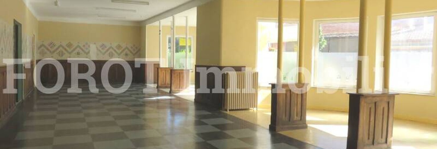 Commerce 1 Pièce 122 m² à louer à Saint-Agrève (07320)