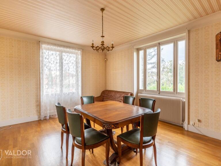 Arnas maison avec jardin — photo 1