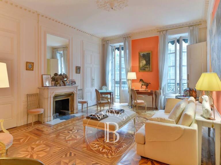 Bien vendu // Lyon 2 - Appartement de 128,04 m² - 2 Chambres — photo 1