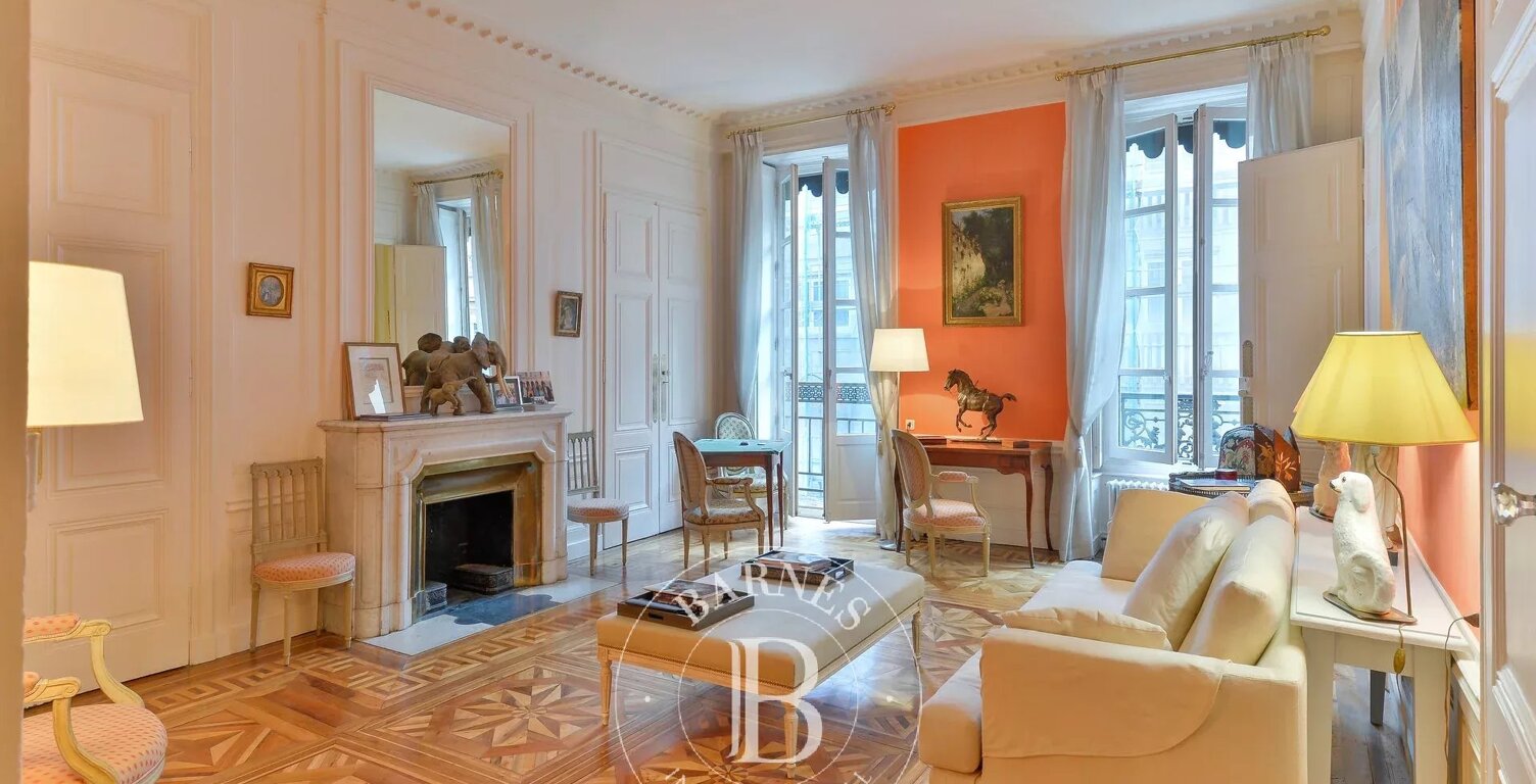 Bien vendu // Lyon 2 - Appartement de 128,04 m² - 2 Chambres — photo 1
