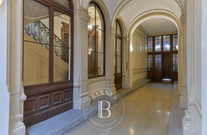 Bien vendu // Lyon 6 - Appartement de 162,12 m² - 3 Chambres — photo 4