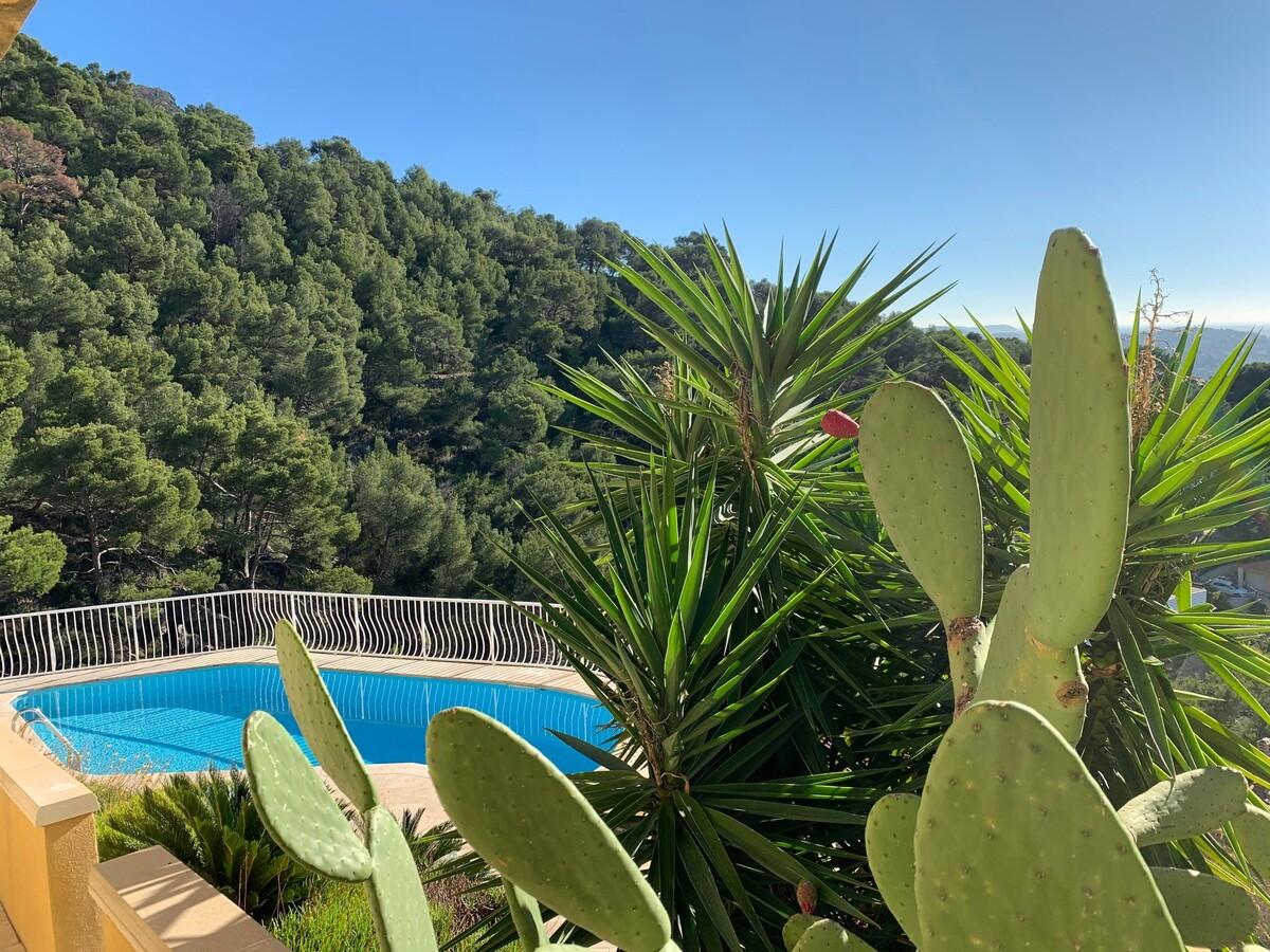 Villa / Maison 7 pièces  à vendre Toulon 83000