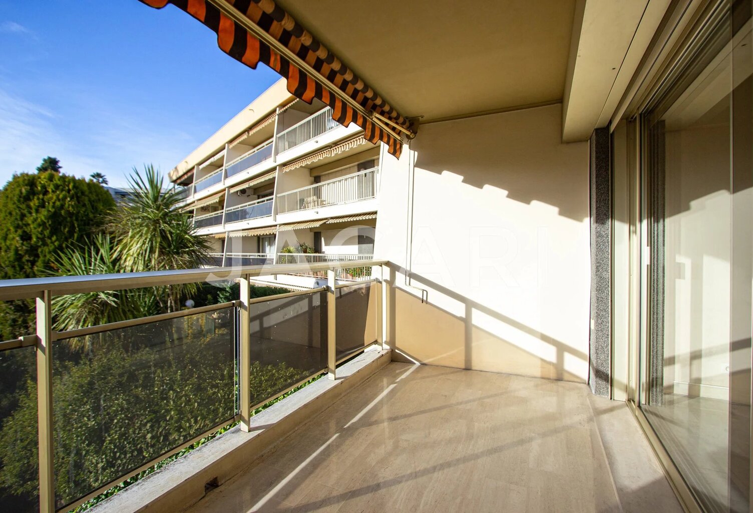 CANNES - MONTROSE - TROIS PIECES A FORT POTENTIEL — photo 1