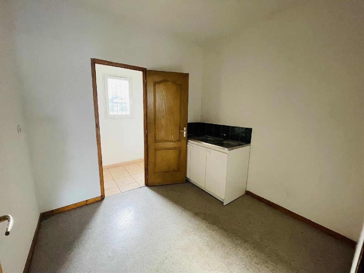 Photo Location Local commercial à Chatillon sur Chalaronne image 4/4