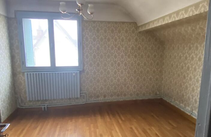 NVX. Maison à rénover quartier Montmuzard. 259 000 euros — photo 5