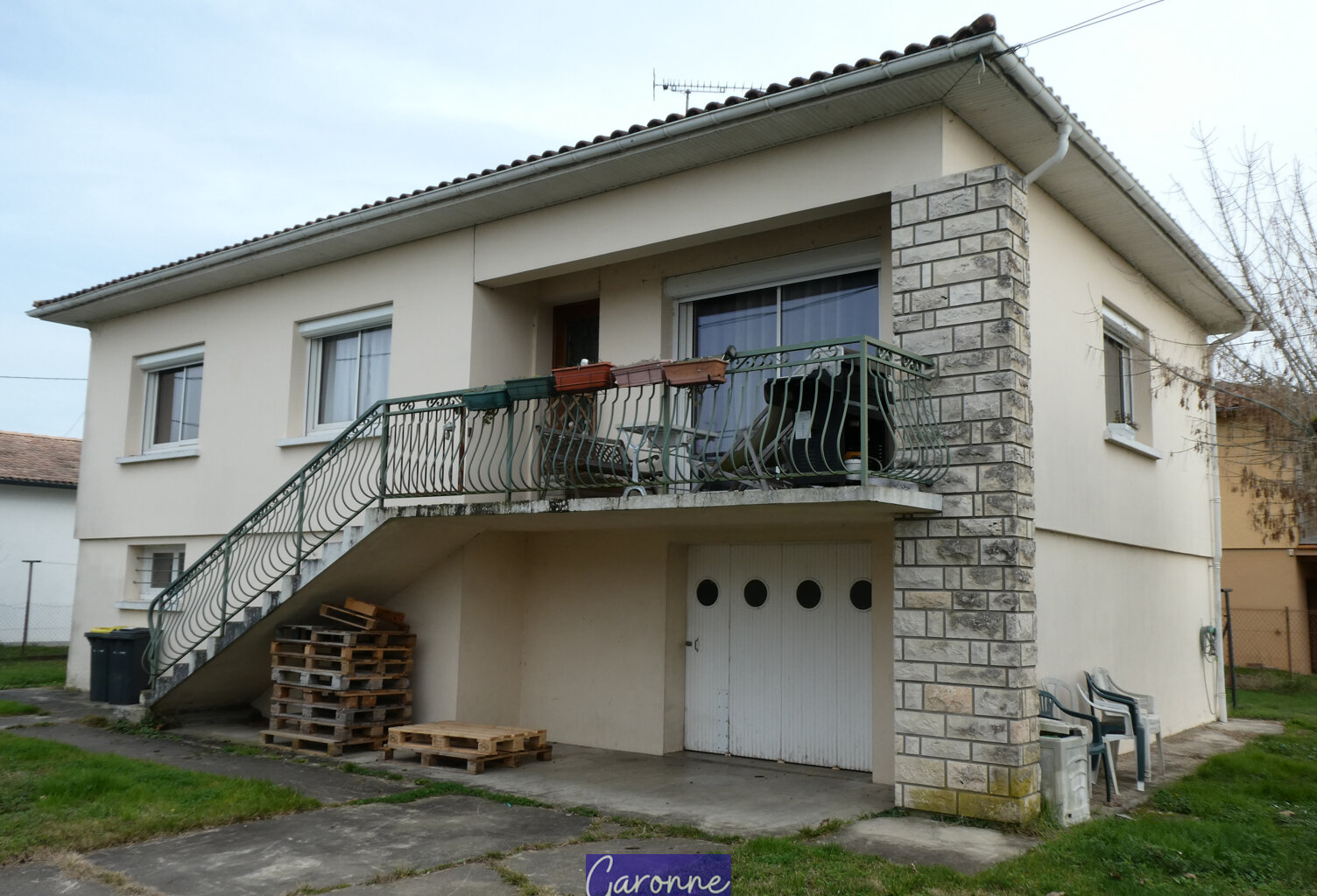 Maison sur sous sol centre ville de Tonneins — photo 1