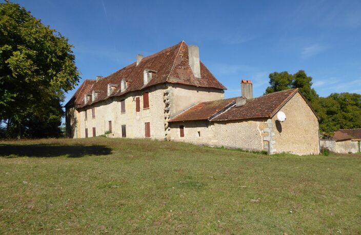 Château — photo 2