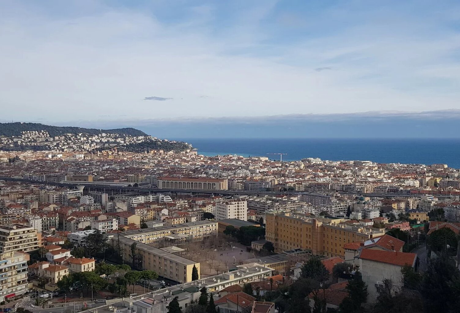 2 pièces en Duplex - Collines vue mer — photo 1