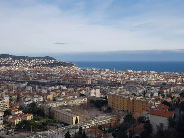 2 pièces en Duplex - Collines vue mer — photo du bien