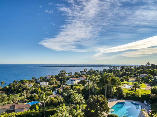 BASSE CALIFORNIE T4 DE 140M2 REFAIT A NEUF VUE MER — photo du bien