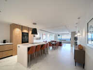 BASSE CALIFORNIE T4 DE 140M2 REFAIT A NEUF VUE MER — photo 4