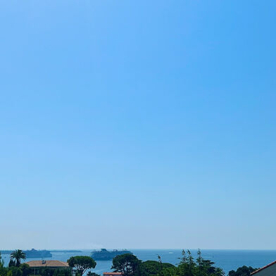 Appartement 4 pièces 645990 €