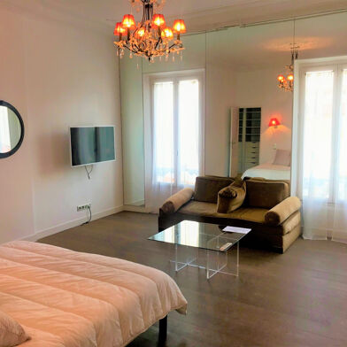 Appartement 5 pièces 1393600 €