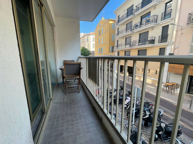 CANNES CENTRE  APPARTEMENT SUD CARRE D'OR 26M2 — photo 1