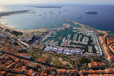 Commerce  106400 €