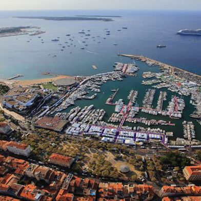 Commerce  106400 €