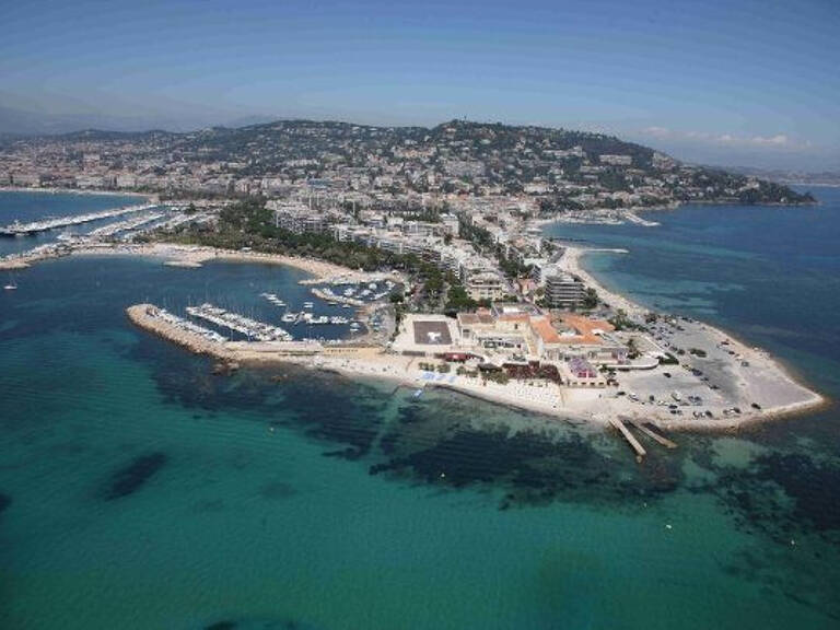 CANNES POINTE CROISETTE RESTAURANT 199900EUR — photo 1