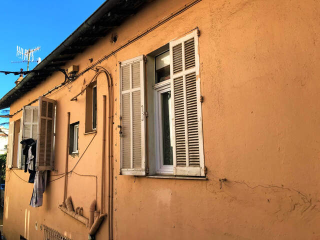 CANNES IMMEUBLE DE RAPPORT 4APTS 7% RENTABILITE 347200EUR — photo du bien