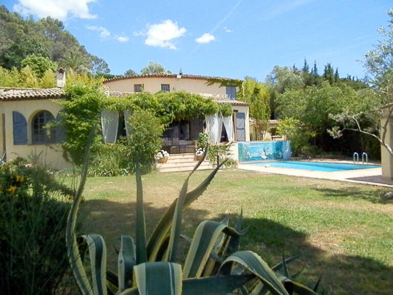 MOUGINS VILLA T6 341M2AVEC 2000M2 — photo 1